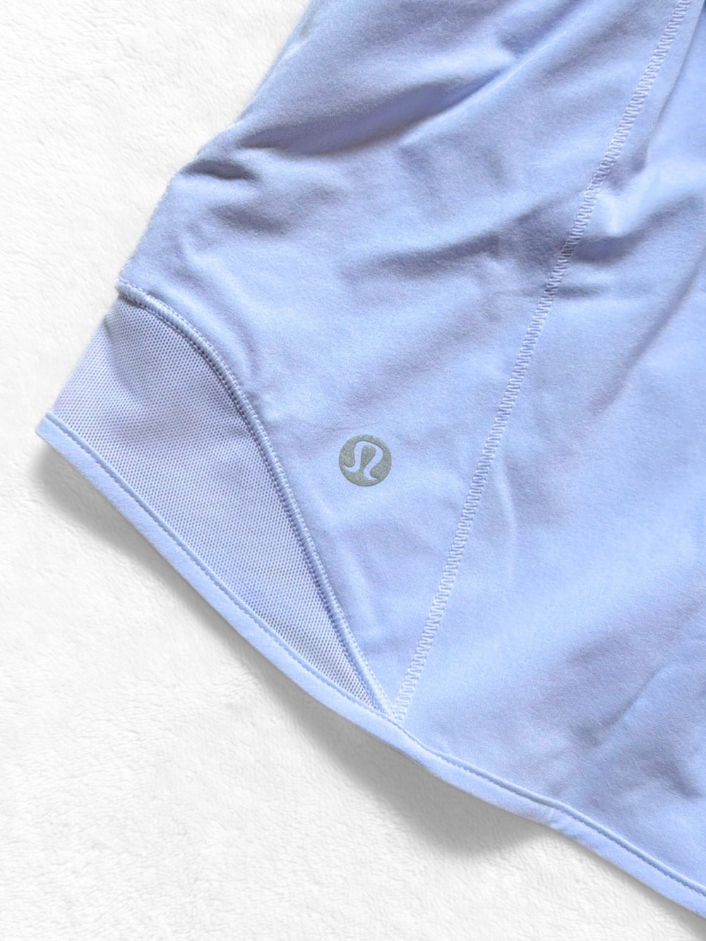 NWT Lululemon Flow Y Bra + Hotty Hot Shorts Set – Serene Blue – Size 6 - Picture 13 of 16